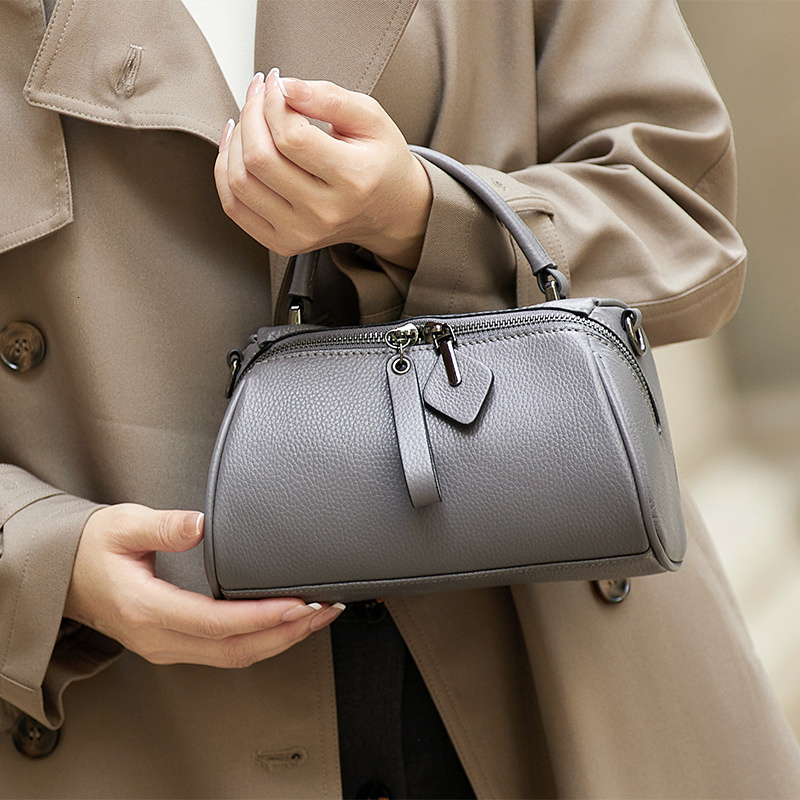 Genuine Leather Handbags Winter Bag Women Fashion Bags Business Boston Top Handle Tote Vintage Style BagVoyage