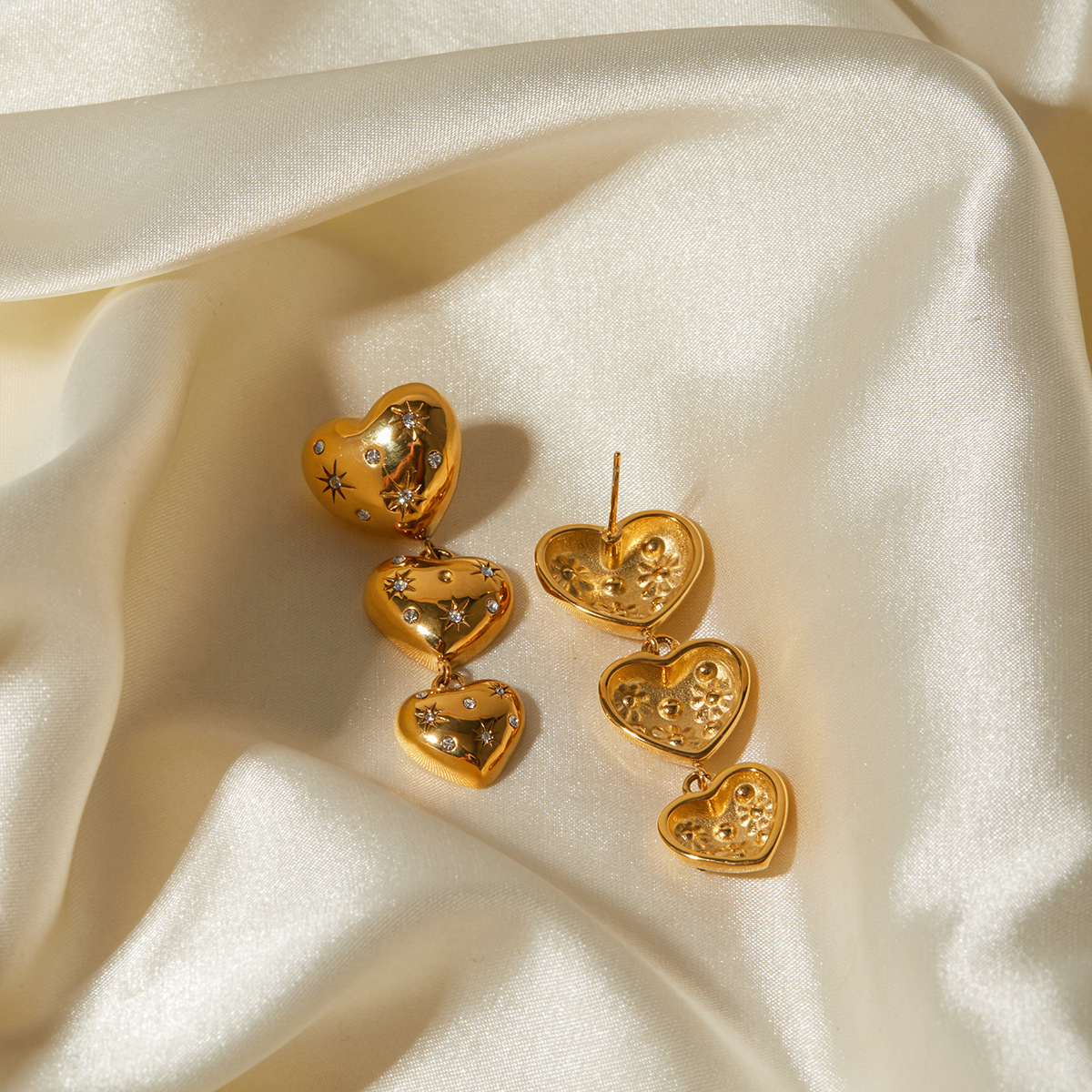 Designer's New 18k Gold Stainless Steel Diamond Heart Shaped Long Pendant Earrings for Women's Feeling Design with Inlaid Diamond Heart Tita