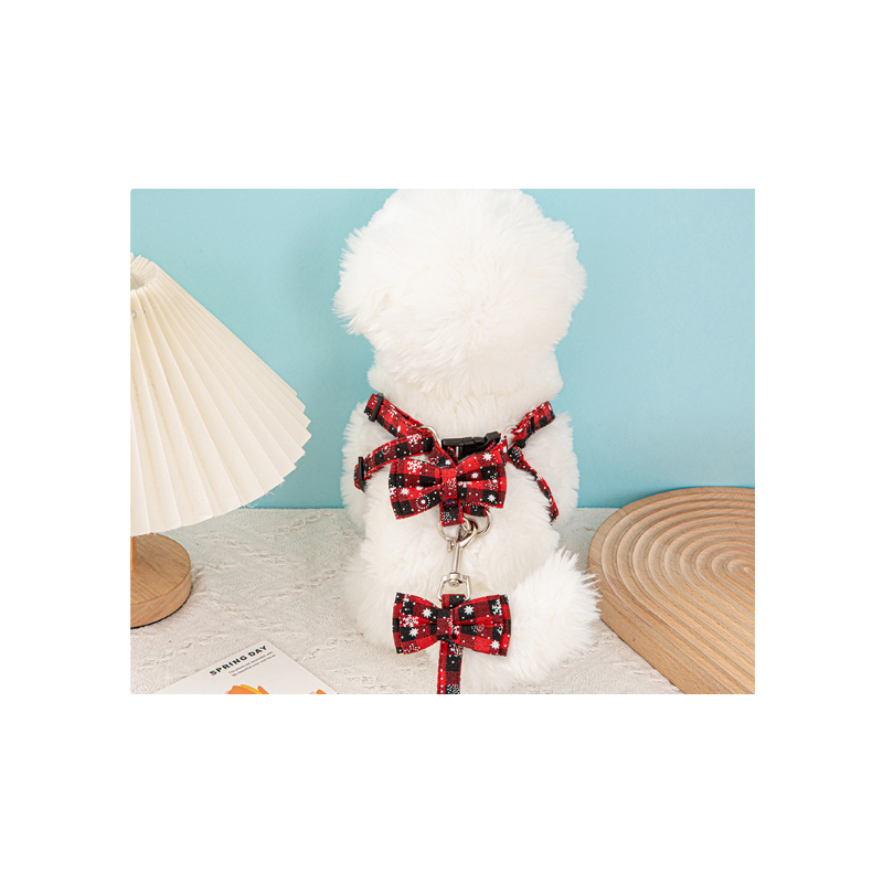 PET2024 New Christmas Element pet leash I-beam dog leash chest and back pet cat chain factory sale