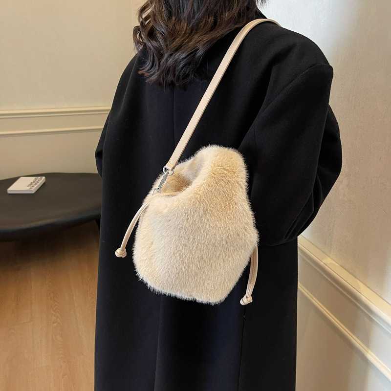 2024 new imitation mink fur bag, imitation fur bag, women's trendy hand-held shoulder crossbody bag, vegetable basket plush bag 241120