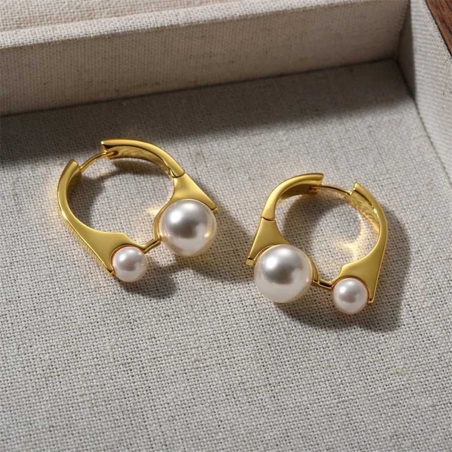 2024 New High end Metal Inlaid Pearl Earrings for Women Fresh Exquisite Light Luxury Top Fashion Charm Jewelry AccessoriesX241119 - view 3
