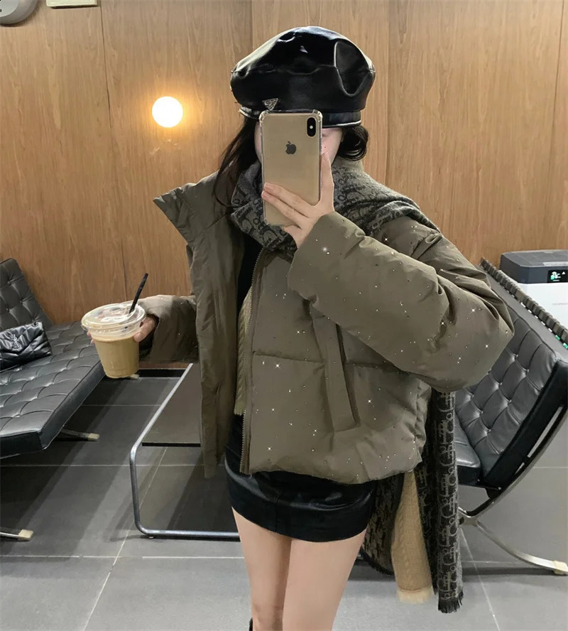Winter Clothing Parkas Womens Outwear Short Coats Korean Rhinestone Coat Ladies Thickened Warm Cotton Puffer Jackets 241119