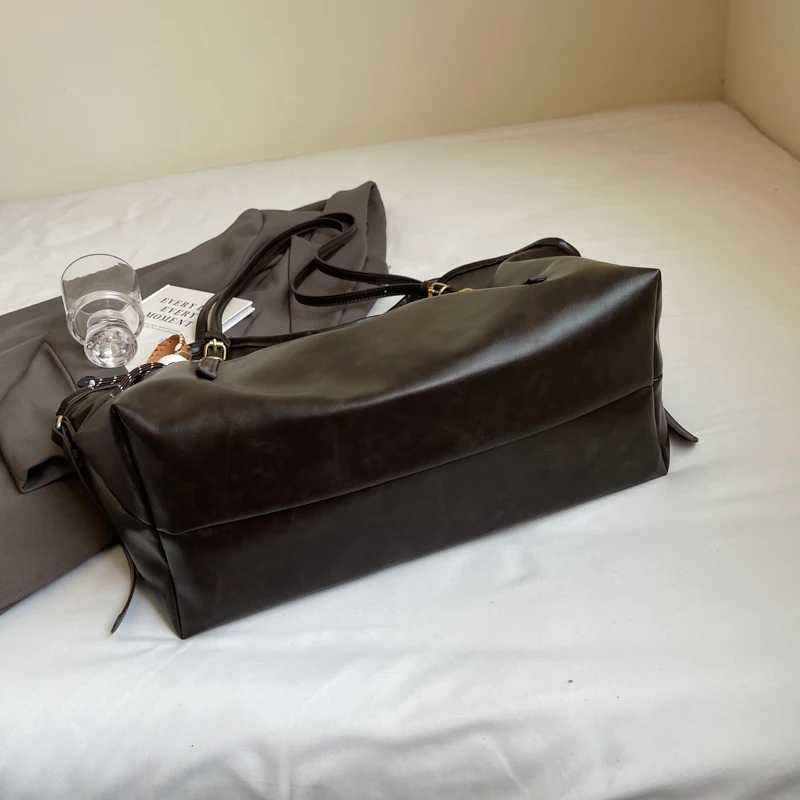 Entry lux Ladies large capacity shoder bag open shopping bag fiable and casual armpit bag autumn and winter new wens bag Z241119