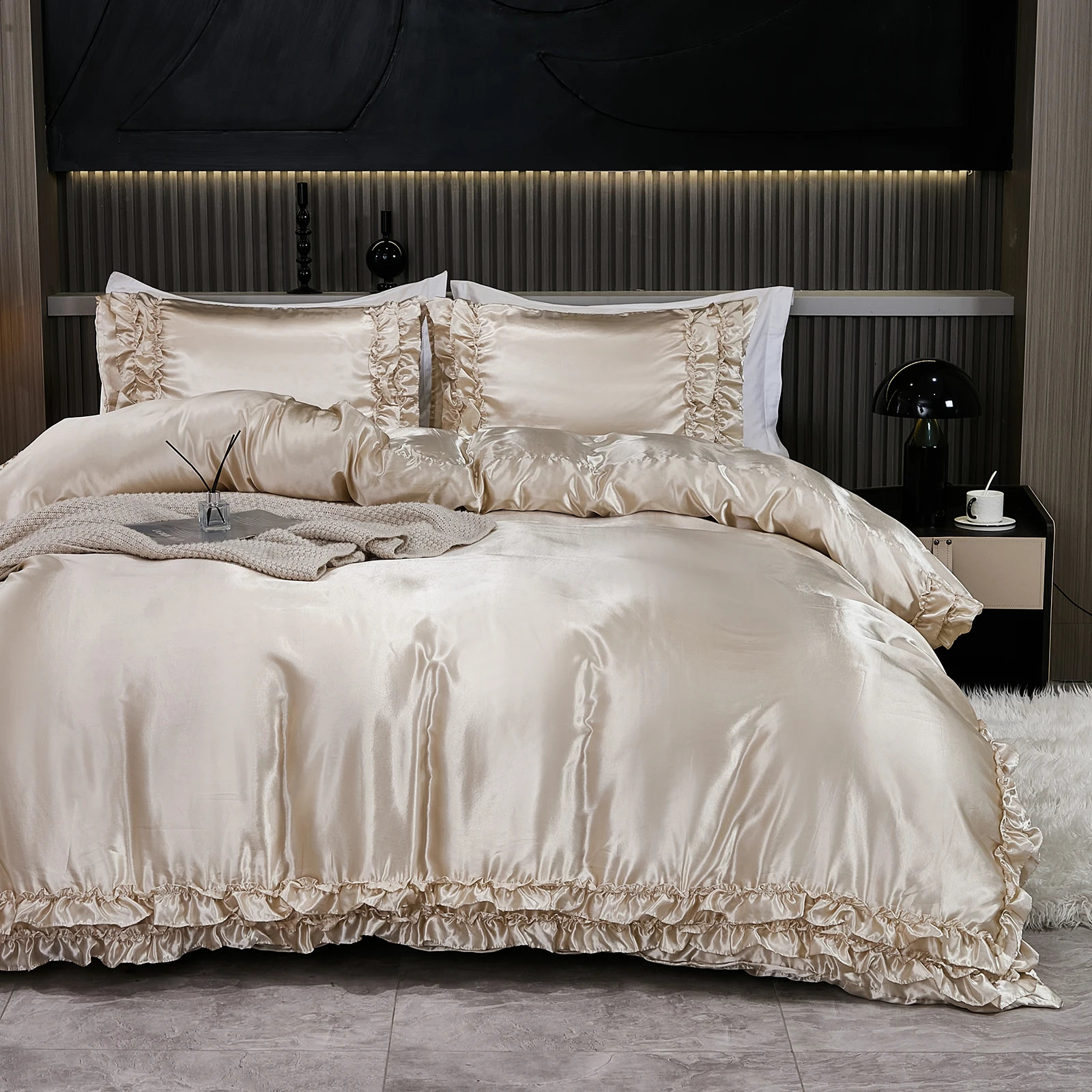 3PCS Satin Duvet Cover Set Silk White Khaki And Pink Bedding Comforter Silky Ruffle Pattern Bed set Soft 241119