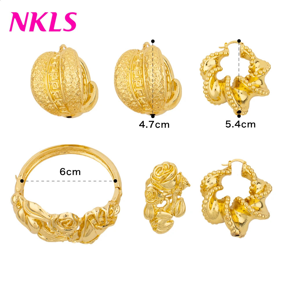 Dubai Women Bangles Earrings Rings Set High Quality Classic Gold Color Jewelry Sets Fashion Bridal Jewelry Wedding Party 241119