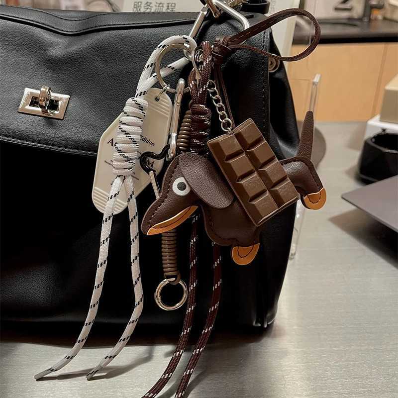 Keychains Lanyards Vintage Sausage Dog Car Wiener Keychain Bag Pendant Hanging Rope Chocolate Weaving Accessories Jewelry Chain Keyring H241119