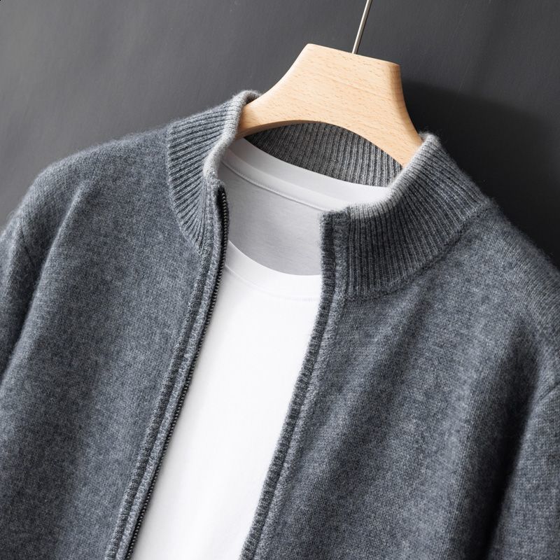 high-end fashion cardigan mens stand up collar zipper color blocked thick sweater business casual sweater knitted jacket240829