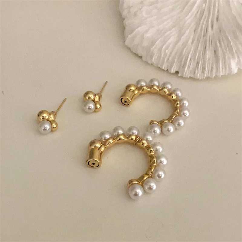 C Shape Metal Pearl Earrings European American Style Personalized Fashion Stud Earrings Ladies Girls Travel Wedding AccessoriesX241119