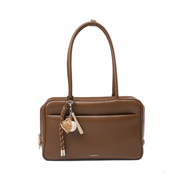 Black Handbag - hot Fashionable Shoulder Tote: Extra Large Tote for Women, Stylish Crossbody Bag in Sleek Patent Leather