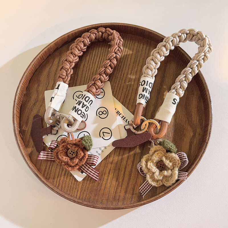Niche liquor Hongshan tea wer mobile lanyard, car keychain wristband style pendant, universal phone case