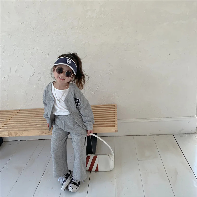 Girls sports suit baby round neck long sleeved shirt and pants 2-piece spring/summer style childrens fashionable casual suit 12M-10 years old 241121