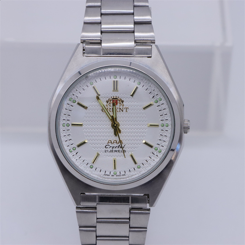 Stainless steel Henna watch waterproof quartz watch for middle-aged and elderly people original 2035 movement mens watch medium-sized model