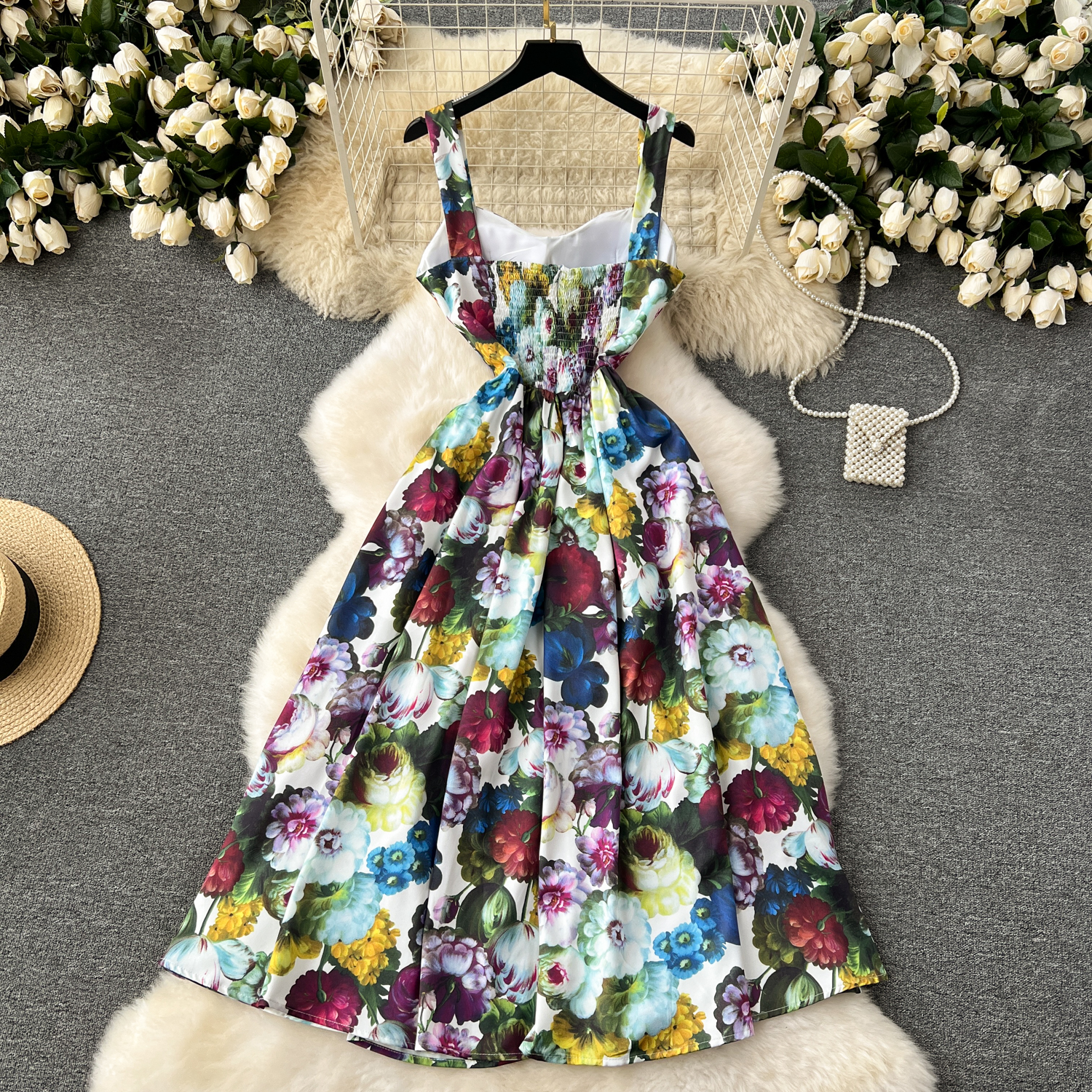 2024 Casual Dresses Summer Runway Beach Spaghetti Strap Dress Womens V-Neck Sleeveless Cup Padded Flower Print Holiday Party Vestidos