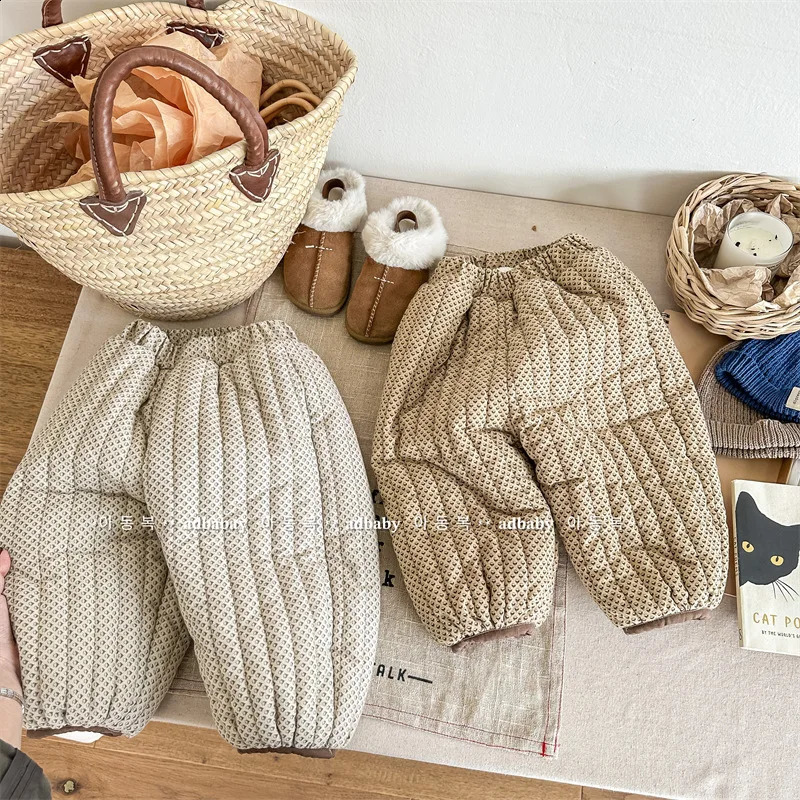 Winter Baby and Velvet Thick Mens Fashion Printed Girls Casual Pants Preschool Boys Warm Harem Pants Baby Clothing 241121