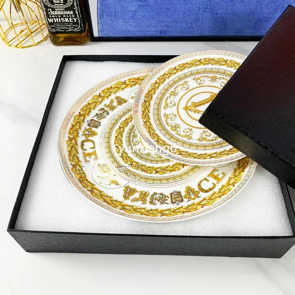 Vintage Ceramic Plate 8-inch 10 inch Creative Bone Chinese Western Beef Dessert Salad Plate Kitchen Party Gift Box Set
