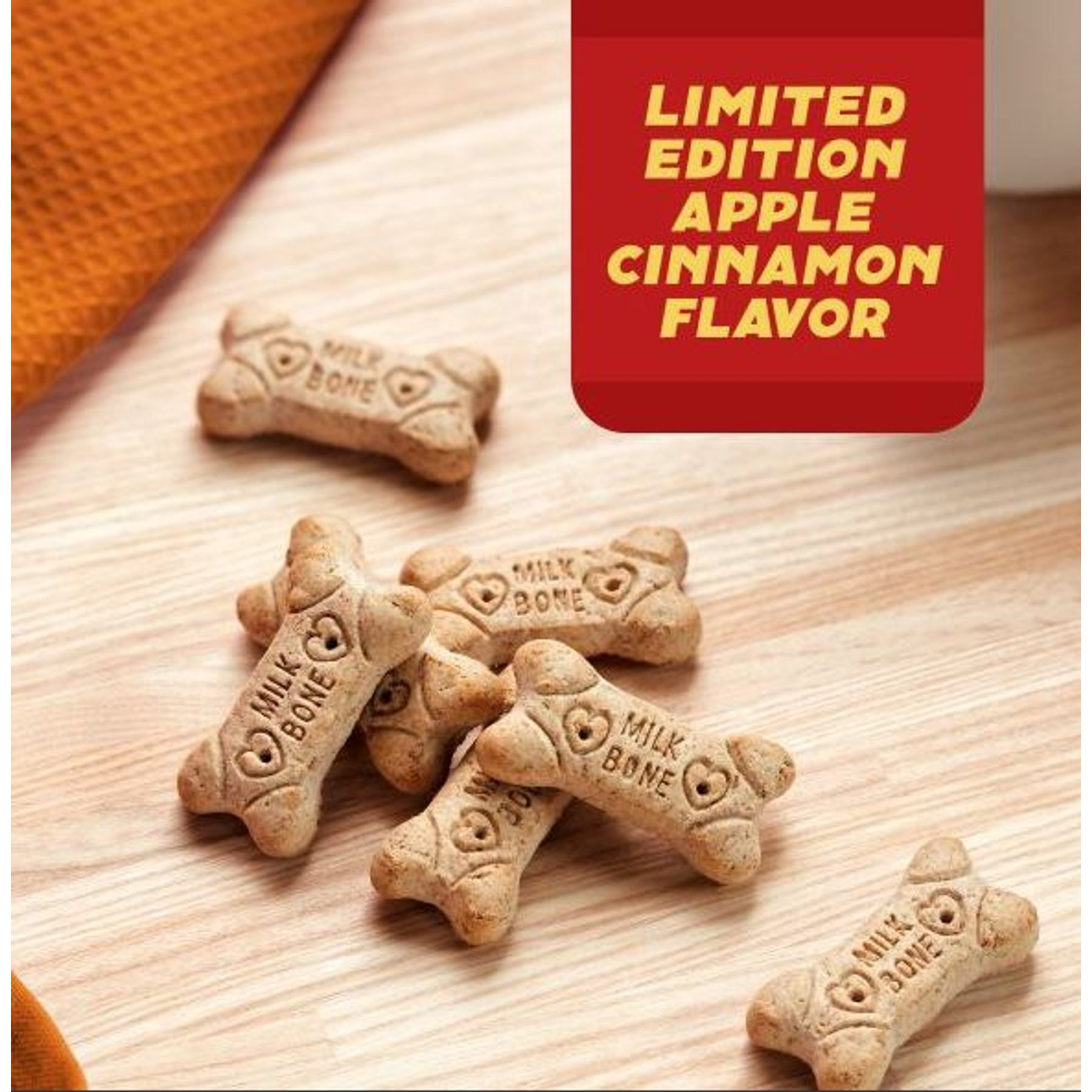 Milk-Bone Holiday Apple Cinnamon Flavor Adult Biscuits Crunchy Dog Treats, 8-oz pouch