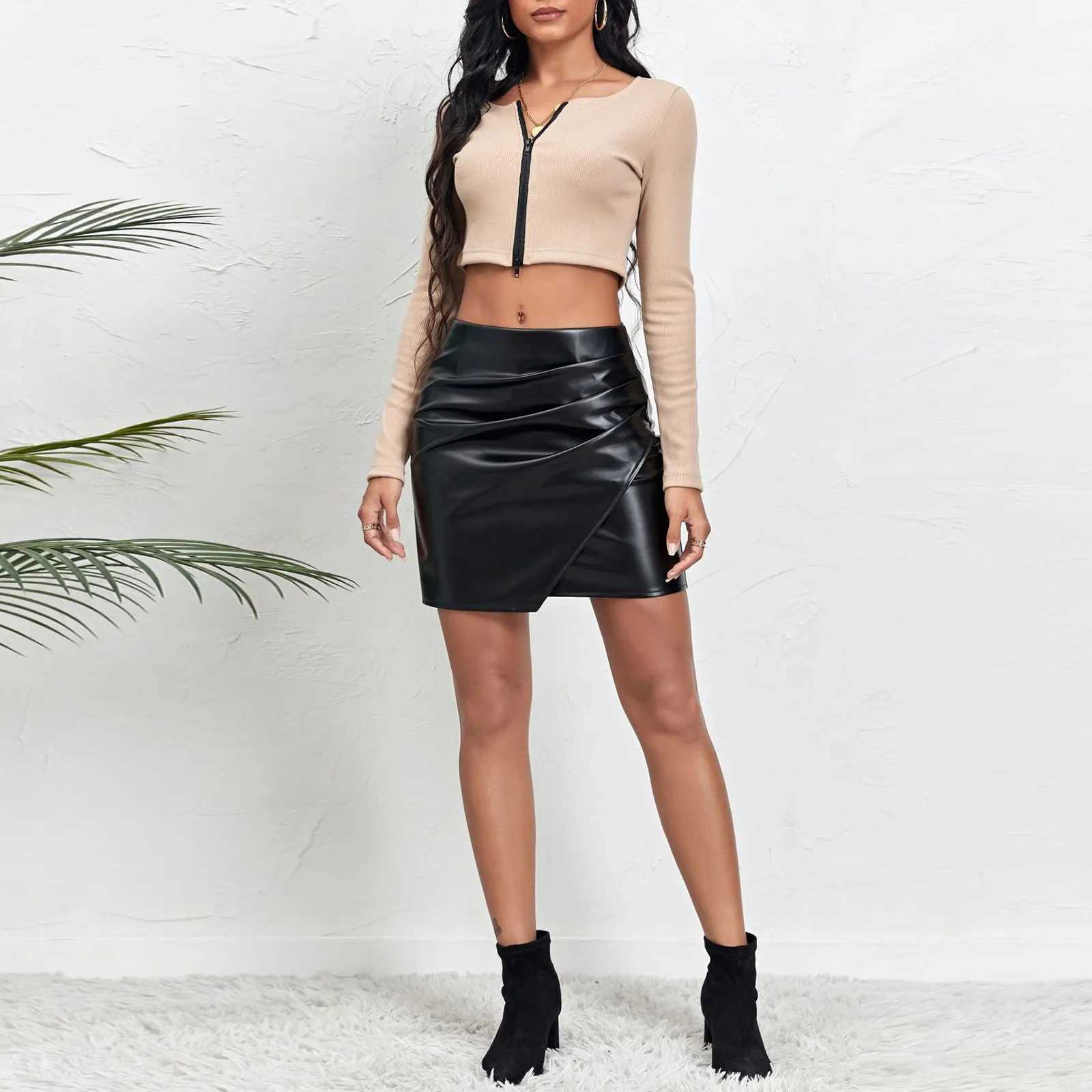 Skirts Swimsuit Skirt 2023 Womens Sexy High Waisted Irregular PU Leather Skirt Nightclub Spicy Girls Buttock Skirt Overalls for Women Y240420