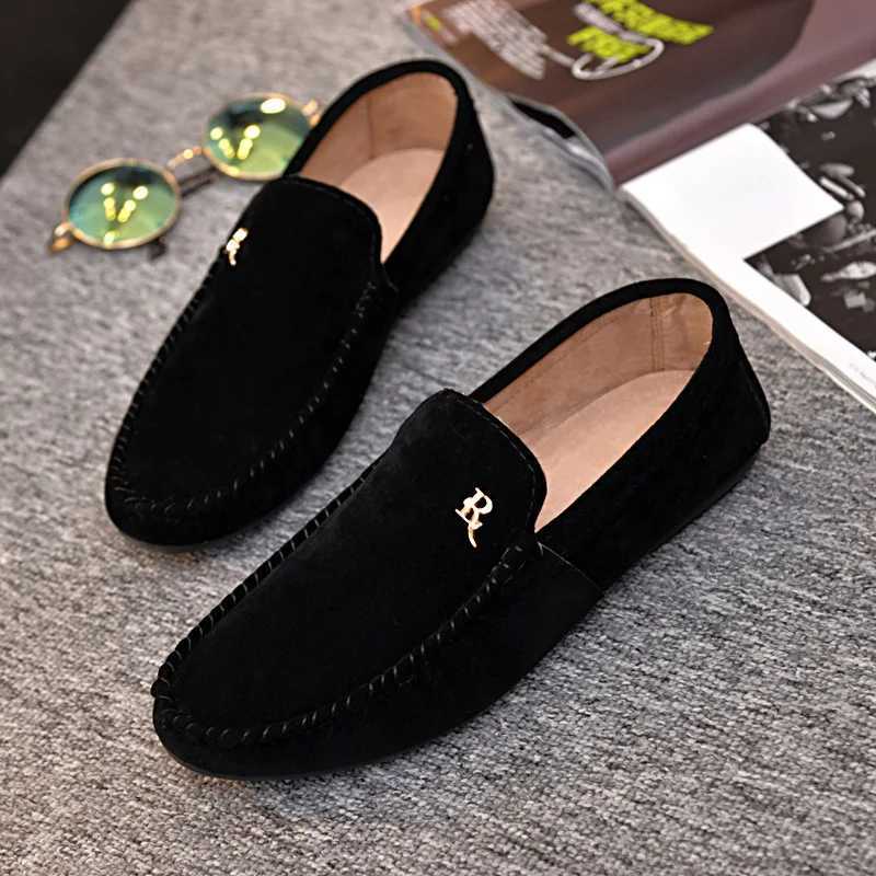 Mens sports shoes South Korea Versi new casual driving shoes anti slip lightweight mens Zapatillas De Hbre M241120