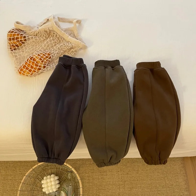 Autumn Winter Ins Baby Boy Jogger Pants Elastic Waist Solid Color Plush Thick Appearance born Boy Pants Baby Boy Pants 241121