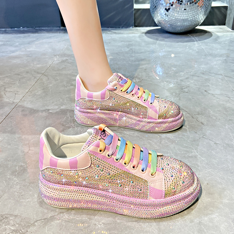 Women Luxury Shoes Autumn Handmade Embroidery Rhinestone Loafers Fashion Platform Shoes Women Lace-up Casual Designer Sneakers High quality flat shoes