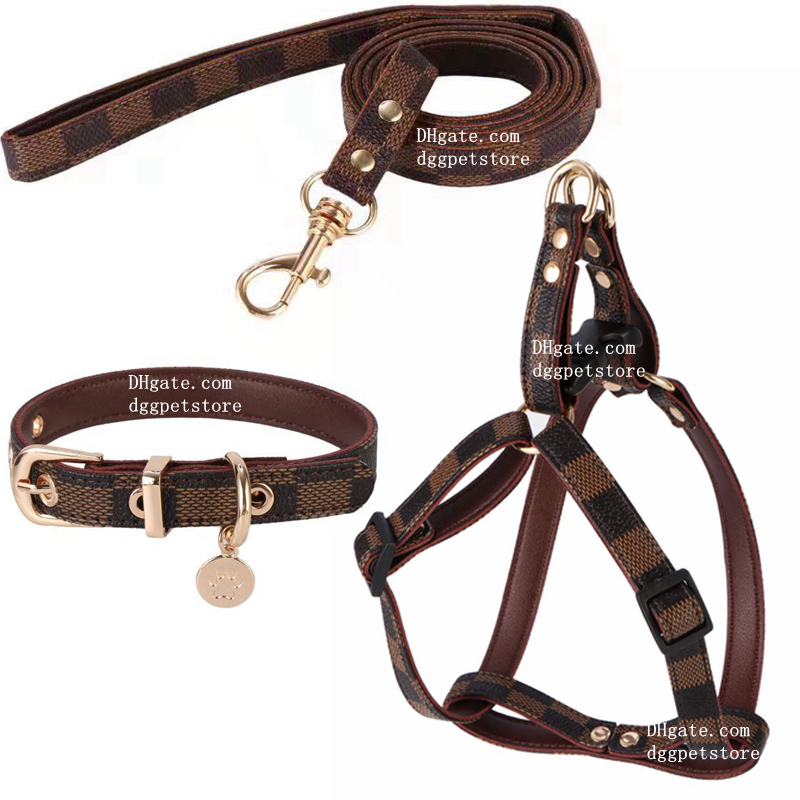 Step in Dog Harness Leash set Classic Brown Plaid Pattern Pet Collar with Metal Claw Prints Charm Soft Adjustable Leather Designer Pets Collars for Small Dogs S