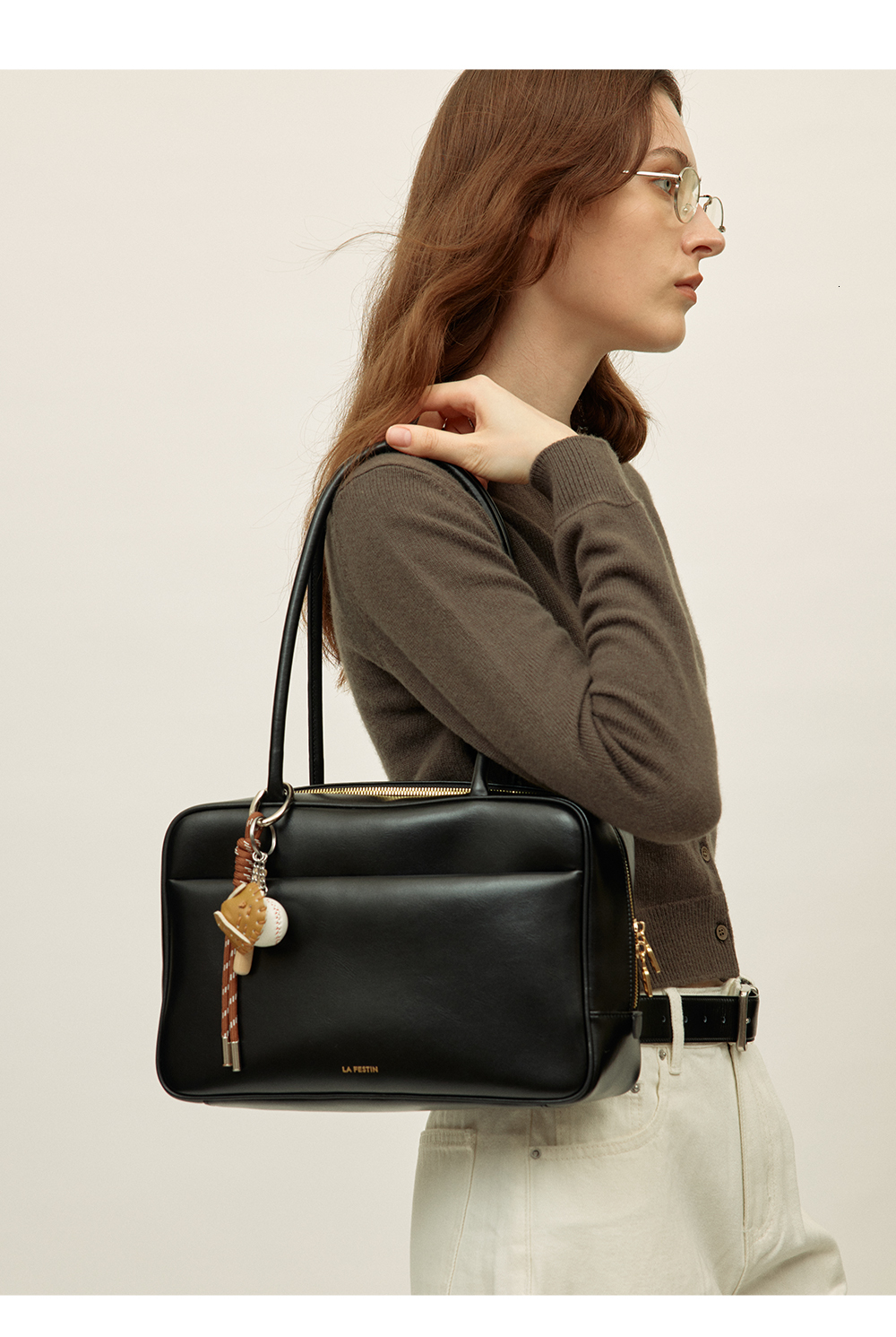 Black Handbag - hot Fashionable Shoulder Tote: Extra Large Tote for Women, Stylish Crossbody Bag in Sleek Patent Leather