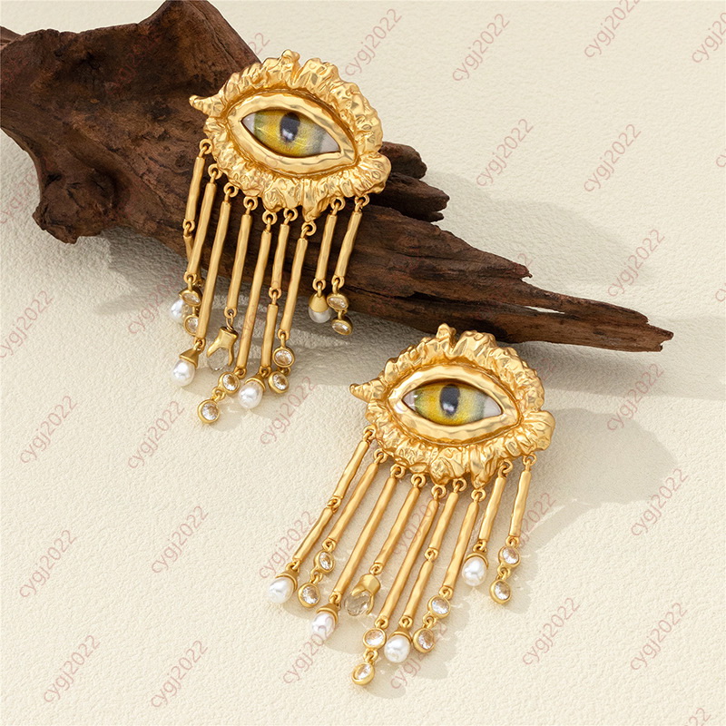 Devil's Eye Necklace Tassels Earring Three-Dimensional Features Nose Bracelet Brooches Pins Fashion Show Heavy Industry High Quality Schiaparelli