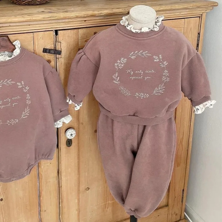 Baby clothing set Korean autumn and winter childrens wool letter printing ruffled collar girl casual sweet set 241121