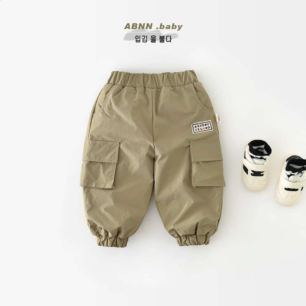 Autumn Winter Preschool Boy Pants Quilt Cover Solid Thick Warm Baby Cargo Loose Versatile Baby Boy Trouser 241121