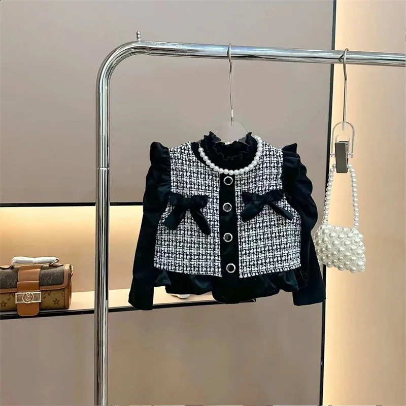 Girls clothing set baby top Flared Pants 3-piece trendy autumn childrens warm suit Spring season sweet casual suit 12M-5 years 241121