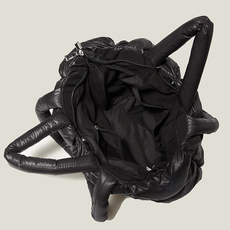 New Free Shipping Designer Bag Er Fluffy Shoulder Bag Womens Bedding Space Down Pad Cotton Handbag Winter Large Capacity Warm Shopping Wallet