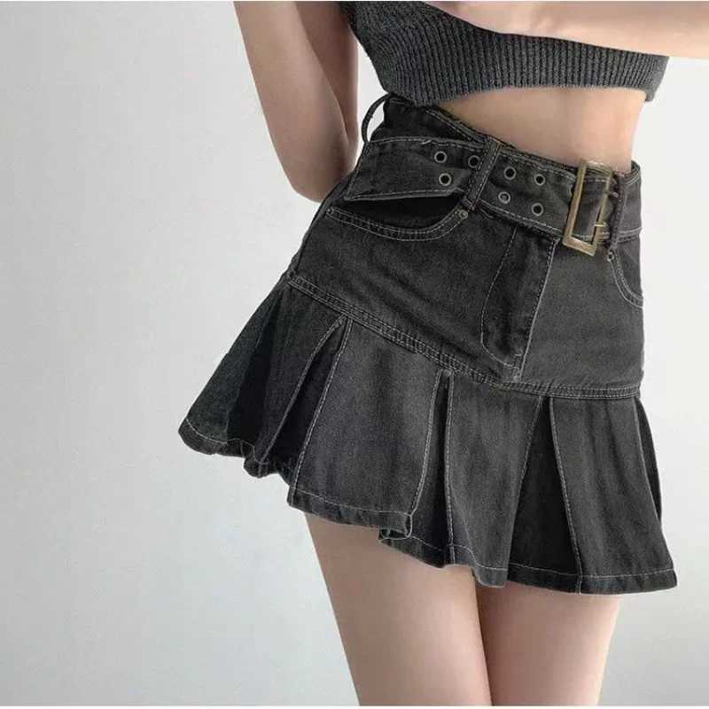 Skirts Summer Japanese Y2k Denim Pleated Mini Skirt Vintage Sexy High Waist A-line Belt Blue Black Women Embroidery Jean Short Skirt Y240420