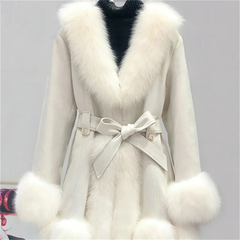High quality deer fur coat suitable for womens trendy fur paired with down cotton and Fhickened fur jackets 241119