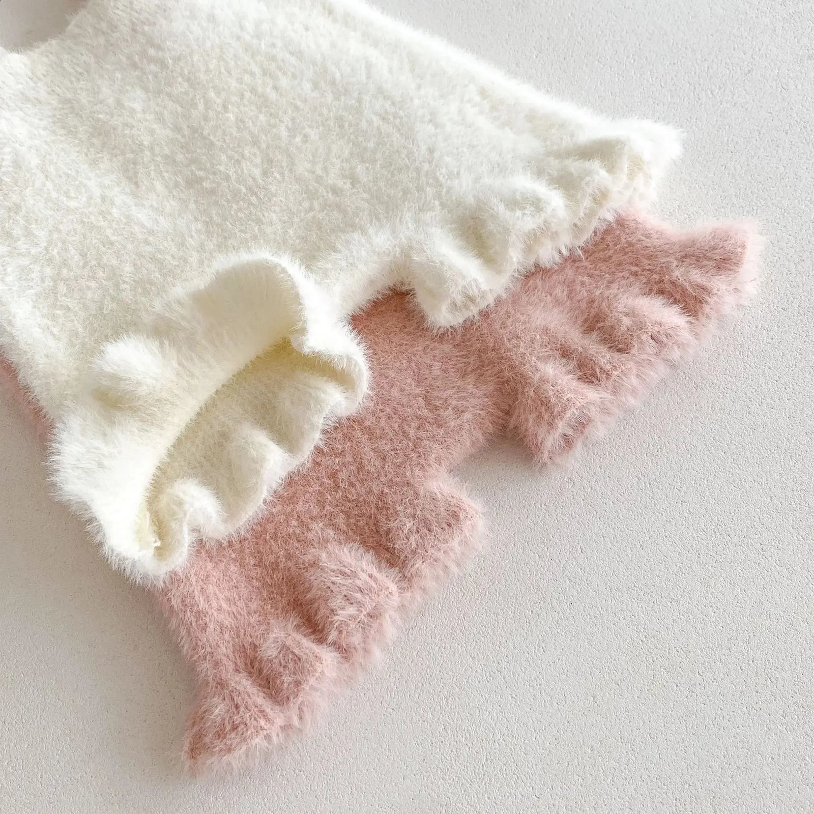 Autumn/Winter Childrens and Baby Mink Clothing Set 2 pieces solid color knitted top and shorts for infants and toddlers 241121