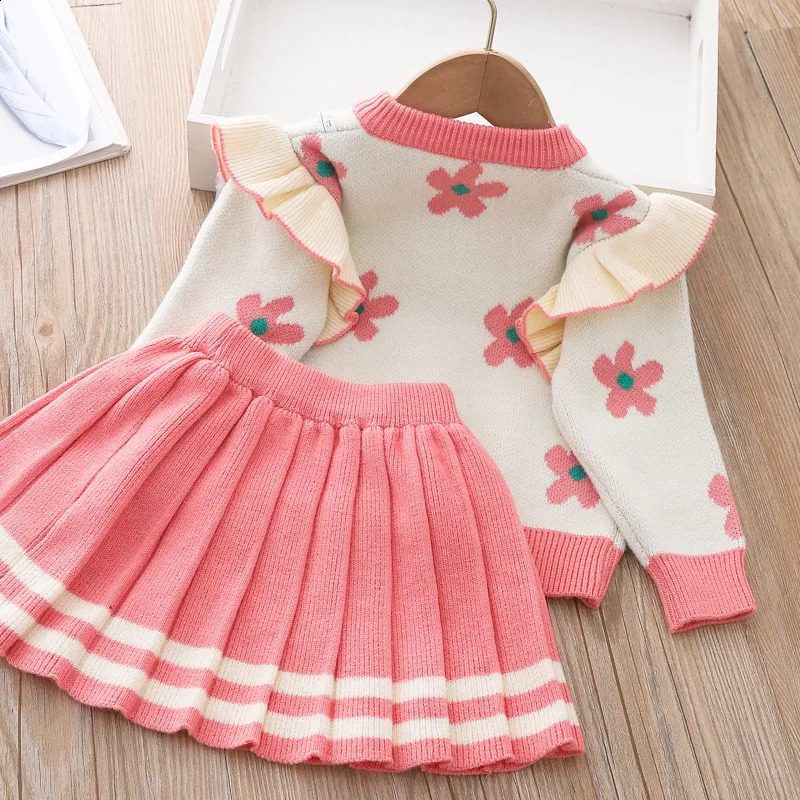 Baby girl 0-5Y autumn warm knitted sweater womens flower knitted cardigan wool sweaterpleated tight fitting 2-piece set 241121