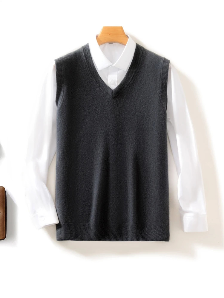 Men Wool V-neck Sweater Vest Pullover Autumn Winter Basic Casual Cashmere 100% Merino Wool Knitted Soft Sleeveless Waistcoat Top 241121