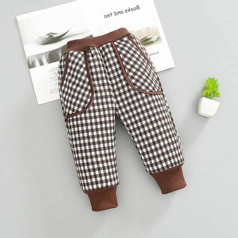 Winter jogging pants for baby girls cotton padded thick plain weave baby boys casual splicing cotton baby pants 241121