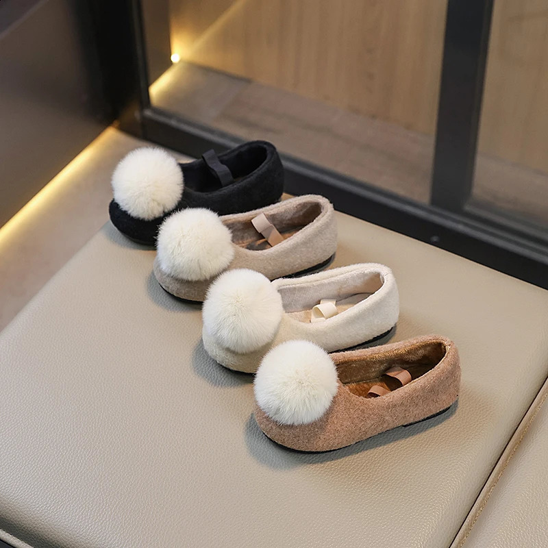 Girls Winter Flat Shoes Fluffy Velvet Elastic Band Fashion Kids Princess Shoes Four Colors Lovely Shallow Warm Children Shoes 241226