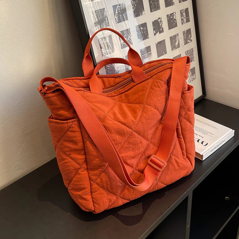New Free Shipping Designer Bag Large Capacity Shoulder Fashionable Space Cotton Shopping Cute Womens Tote Bag Winter