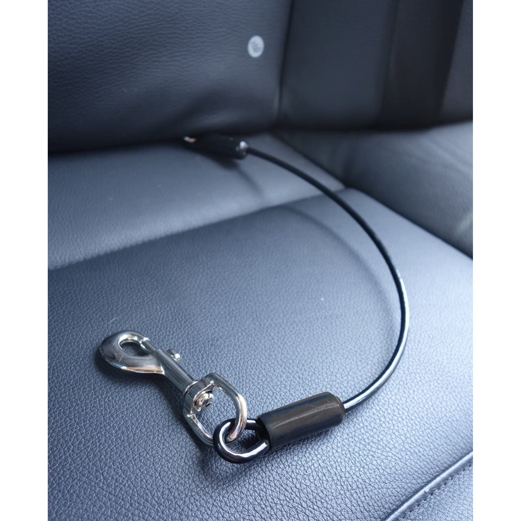 Leash Boss Heavy Duty No-Chew Dog Car Restraint Seatbelt