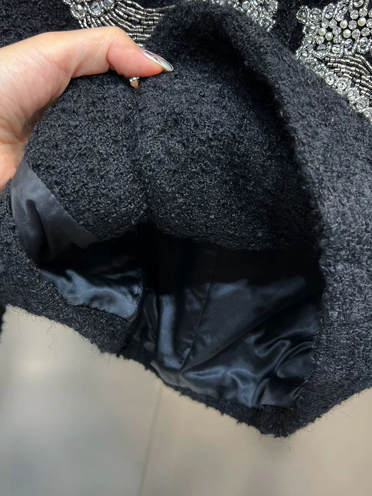 High Streets latest autumn and winter fashion er womens velvet lapel long sleeved diamond stud bow tweed jacket 241120