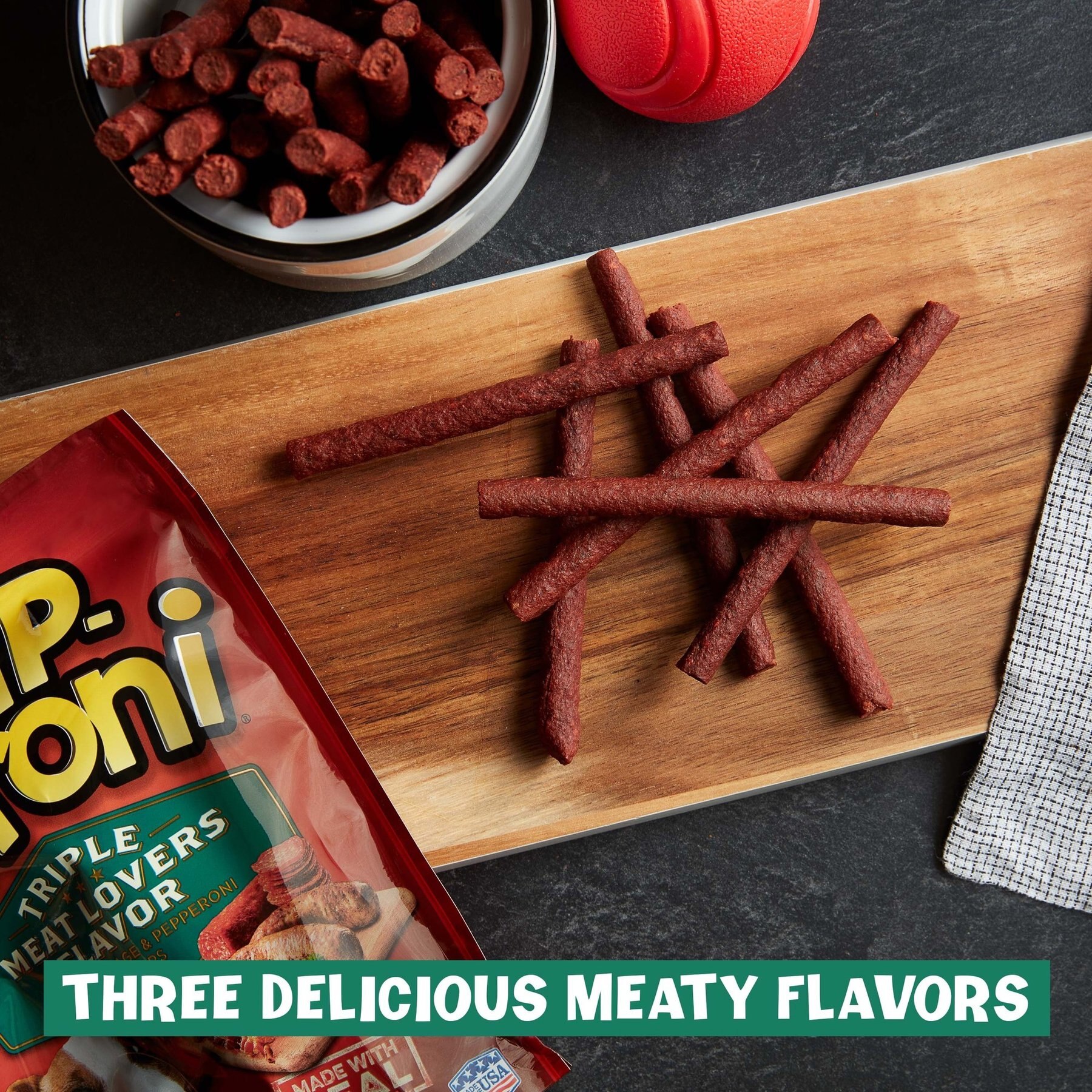 Pup-Peroni Triple Meat Lovers Bacon, Sausage & Pepperoni Flavor Dog Treats