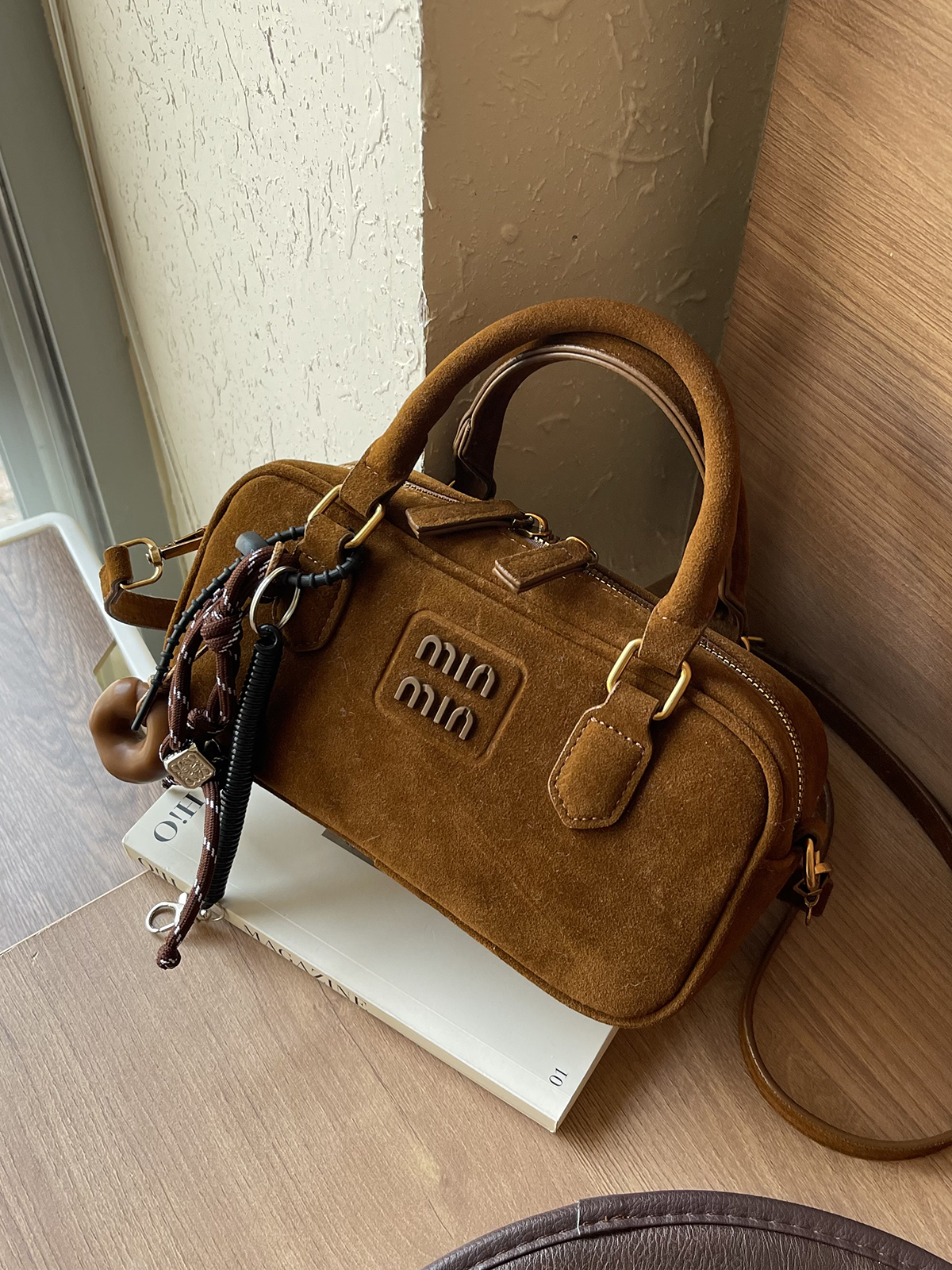 Autumn/Winter Retro Frosted Small Female New Popular Cross-Body HOT Handbag Bowg Bag Suede Zipper Style