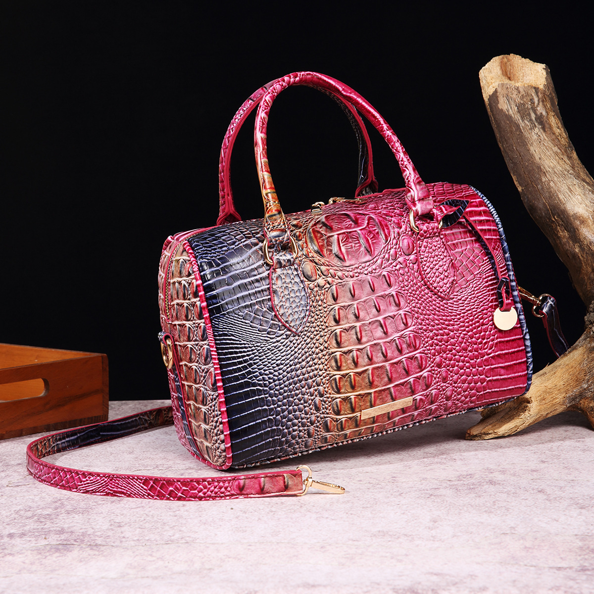 New Handheld Underarm Crossbody Travel Women's Bag With Brahman Crocodile Pattern