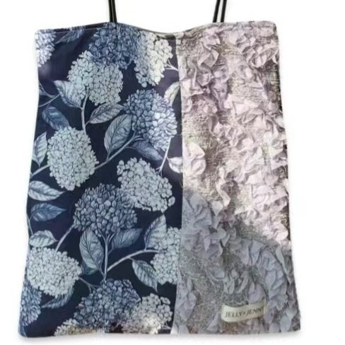 New embroidered ball lace tassel niche design autumn and winter canvas bag high leisure end single trend shoulder handbag slanted body lazy commuting 