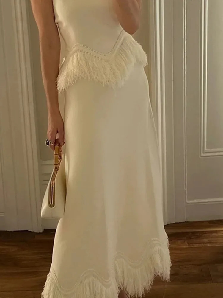 Elegant Tassels Spliced Maxi Skirt Sets Fashion O Neck Sleeveless Solid Slim Fit 2 Piece Set Robes 2024 Female Dress Outfit 241122