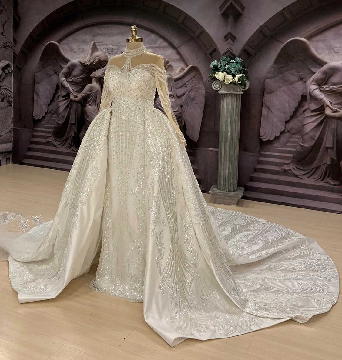 Vintage A-Line Women Wedding Dress High Collar Long Sleeves Bridal Gowns Sequins Detachable Train Dress Custom Made