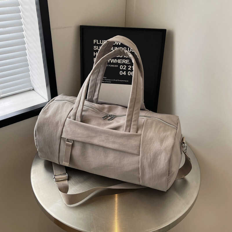 new large capacity travel bag commuting handbag lightweight outdoor sports and fitness womens bag yoga bag cylindrical backpack