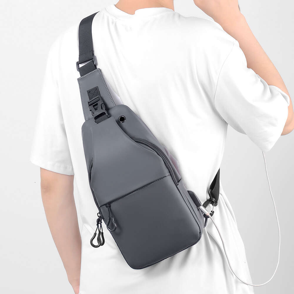Men Cross body Shoulder Sg Backpack Chest Bag with USB Charge Port Nylon Fashion Motorcycle Rider Male Messenger Side Bags