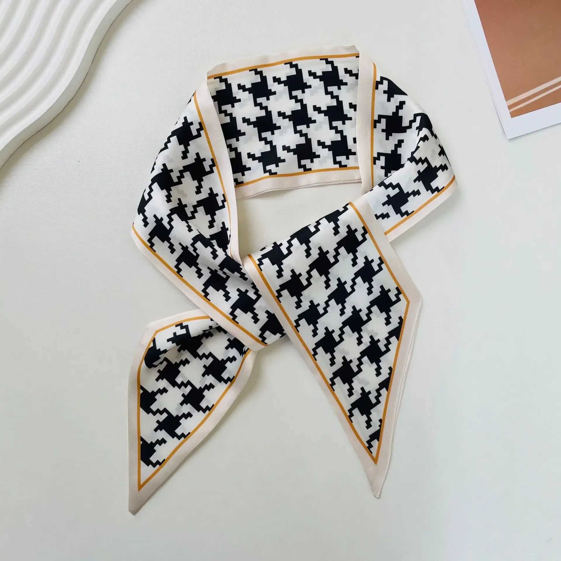 Womens scarves womens bags elegant floral patterns spring and summer silk scarves square head and neck headbands collars Y241121